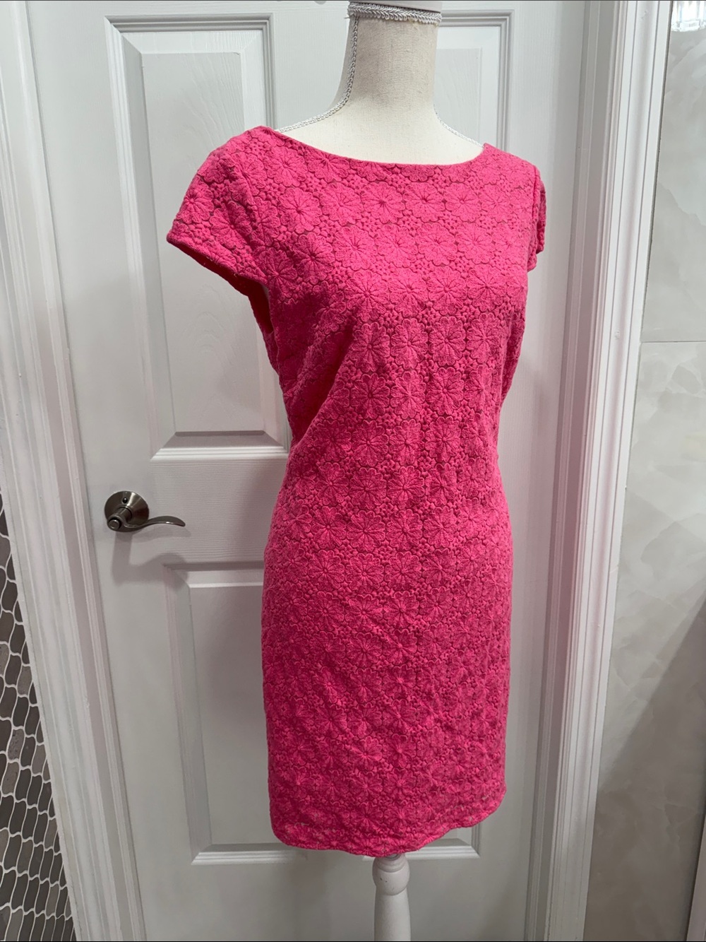 Lilly Pulitzer Pink Floral Lace Sheath Midi Dress